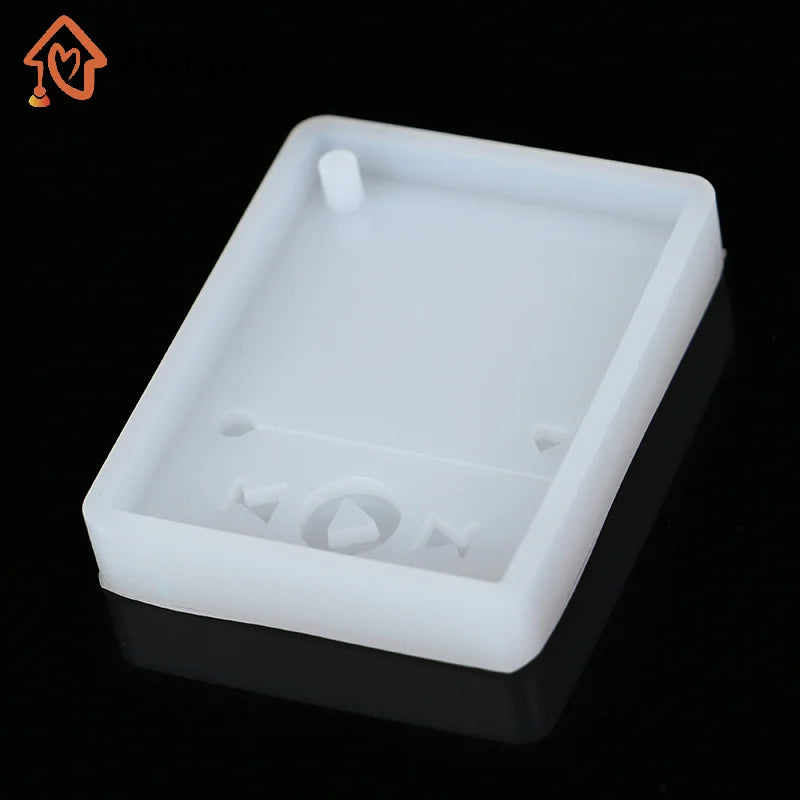 1Pcs Super Glossy Epoxy Resin Player Mold Keychain Casting Silicone Mould DIY Crafts Quake