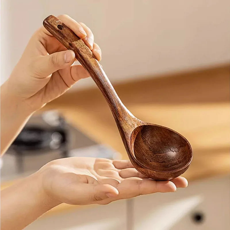 Teak Wooden Ladle Spoon Kitchen Serving Spoon With Back Hooks Non-stick Wooden Soup Ladle For Cooking Serving And Stirring Quake