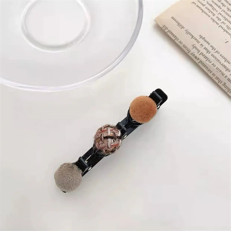 Velvet Bangs Clip Sweet Cute Barrettes Hair Side Clip Fashion Braided Hairpins Hair Accessories Black Headwear Women Style Tools Quake coffee