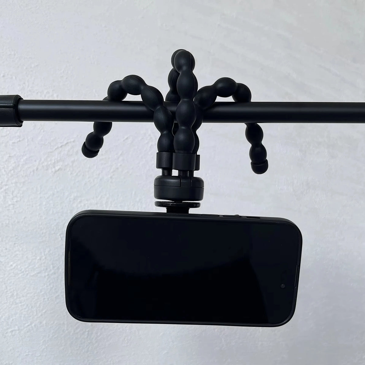 For Magsafe Magnetic Tripods For Mobile Phone Tripod Smartphone Monopod Universal Stand Octopus Mini Tripod For Phone Holder Quake