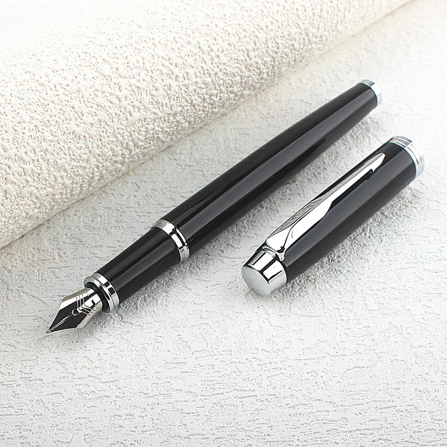 Luxury Arrow Clip Metal Fountain Pen 0.7MM Nib , White Black Barrel Business Office Home School Supplies Quake