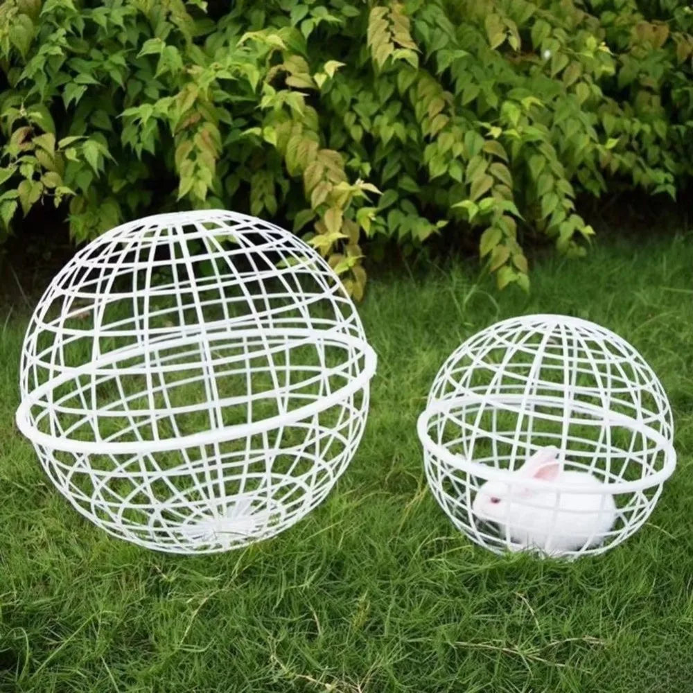 Movable Chicken Balls Cage for Outside Portable Ventilated Chicken Ball Cage Ball Shaped Chicken House Backyard Farms Quake