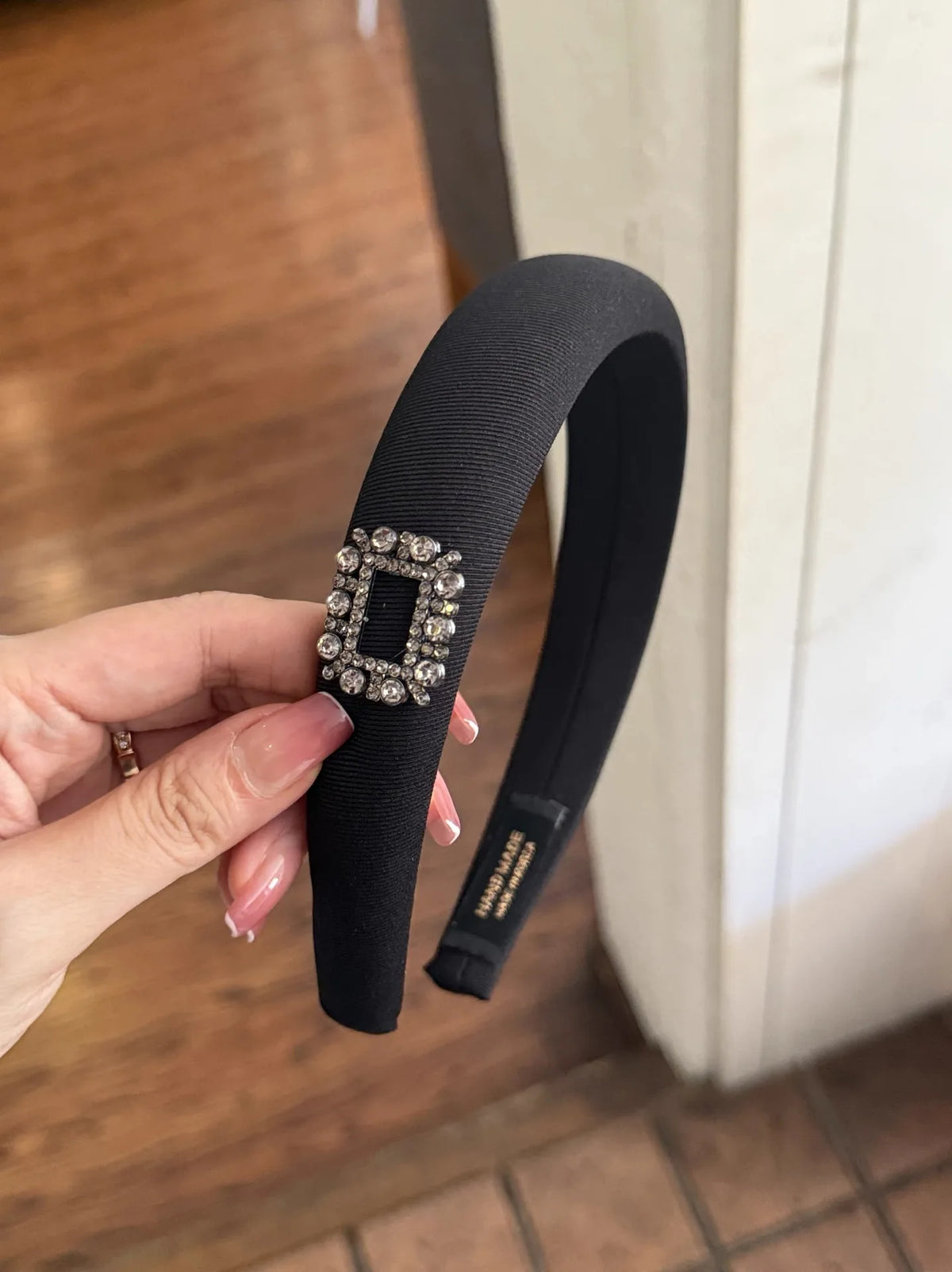 Rhinestone Velvet Headband Korean Fashion Versatile Female Face Wash Simple Hair Hoop Daily Wear Headhoop Hair Style Accessories Quake black