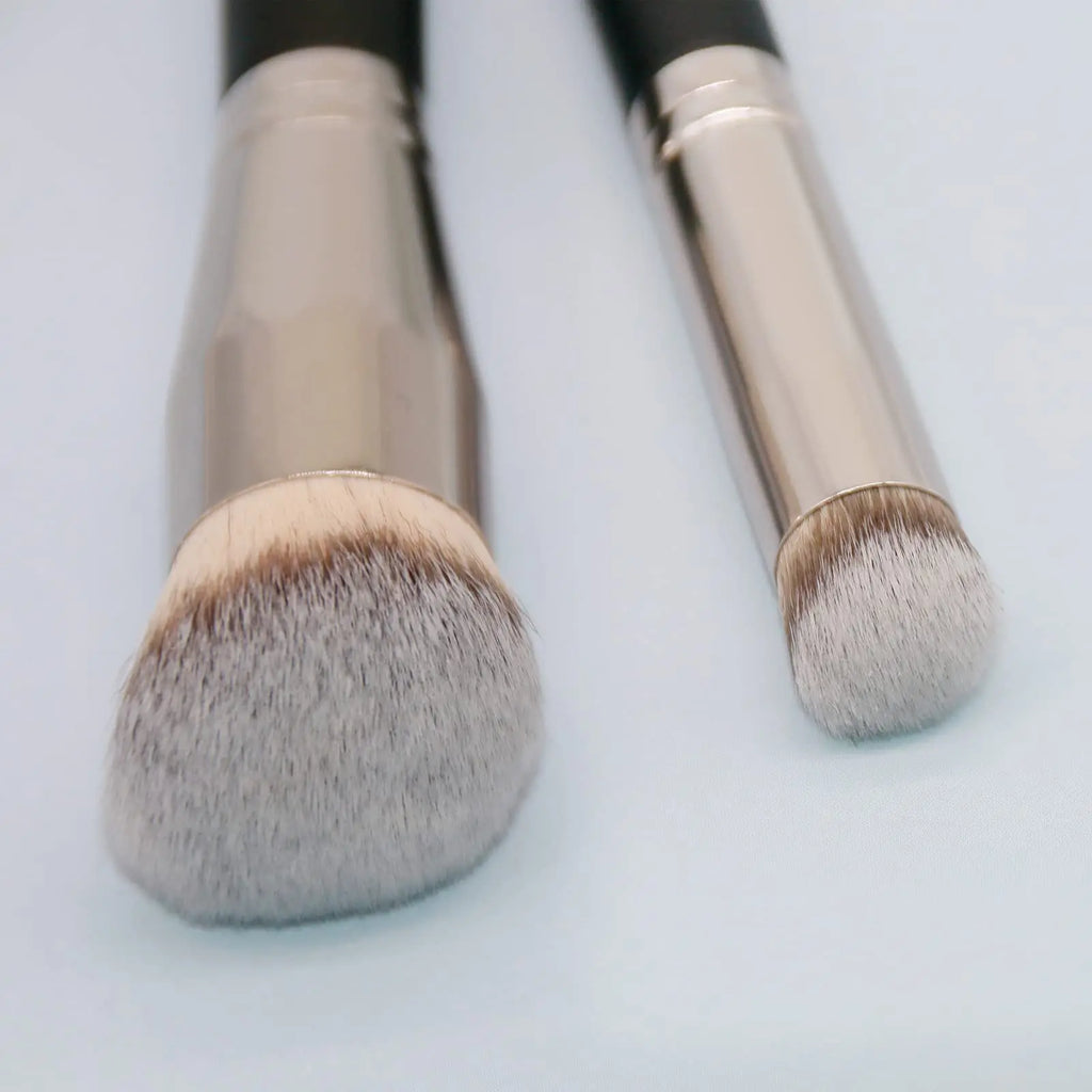 Makeup Brush Set, Professional Foundation Brush And Concealer Brushes, Dense Bristles, 100% Vegan Quake