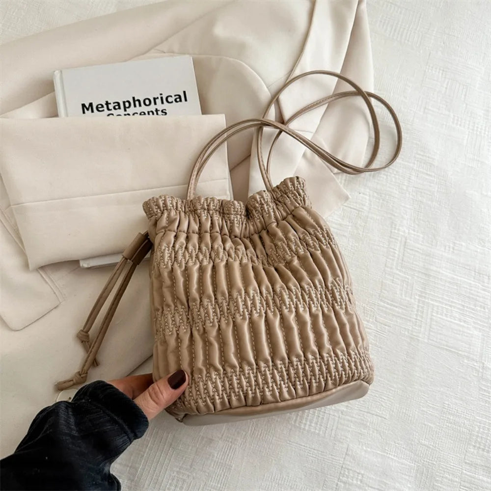 Hot Sale Large Capacity Shoulder Bag Trendy Casual Handbag Drawstring Bucket Bag Lady Quake Khaki