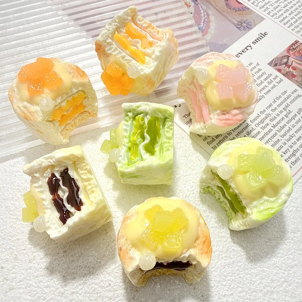 10Pcs Resin Kawaii Sweet Bread Cream Cakes Flatback Simulation Food For Hair Bows Cabochon DIY Crafts Decoration Accessories Quake