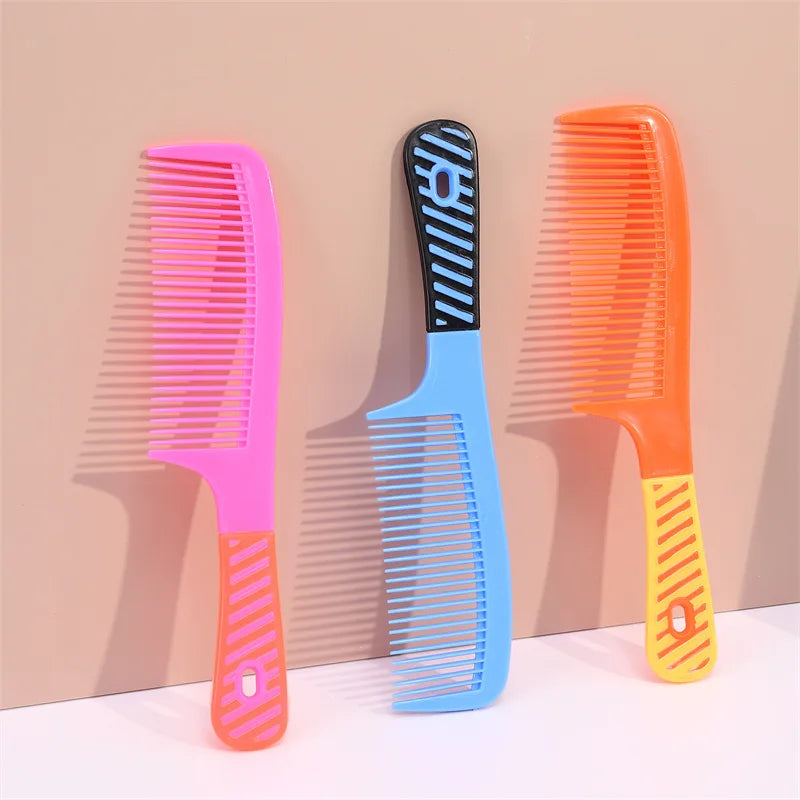 5pcs Random Color Fine Tooth Comb Set Essentials Styling Round Combs Plastic Handle Hairdressing Tools for Grooming and Beauty Quake