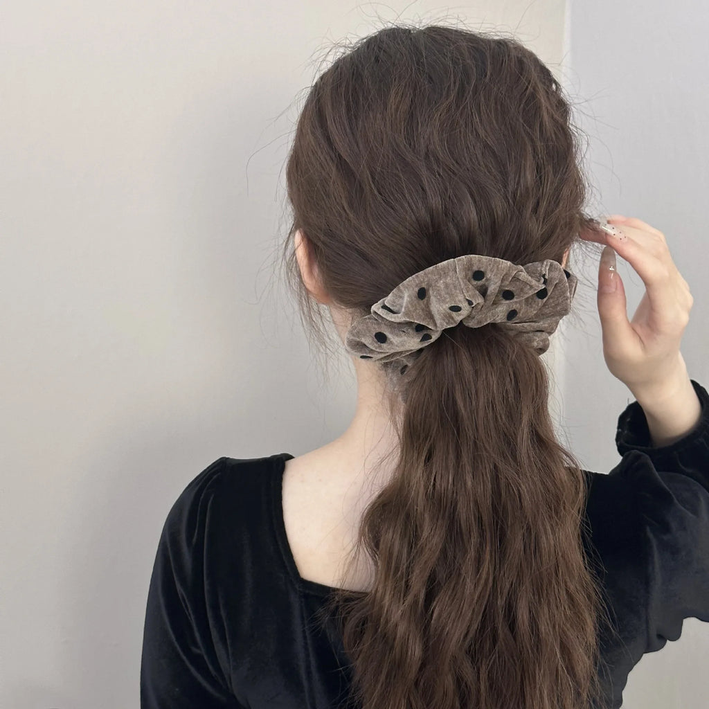Velvet Polka Dot Hairbands Women Large Polka Dot Ruffle Hair Scrunchies Simple Elegant Hairbands Ponytail Holder Style Headwear Quake