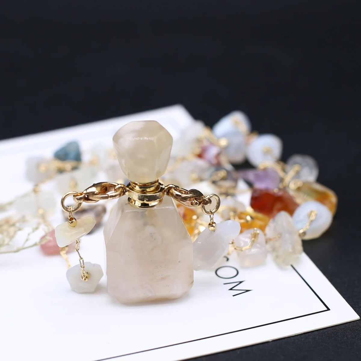 Hot Sale Essential Oil Bottles Sakura Agates Natural Stone Perfume Bottle Necklace Gravel Chain Women Necklace Dropshipping Quake 21x35x13mm 80cm