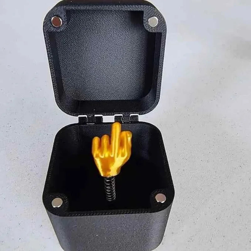 Out of the box pop-up Middle Finger Gift Box Creative Desk Home Decor Gifts Middle Finger Novelty Christmas Funny Prank Gift Quake