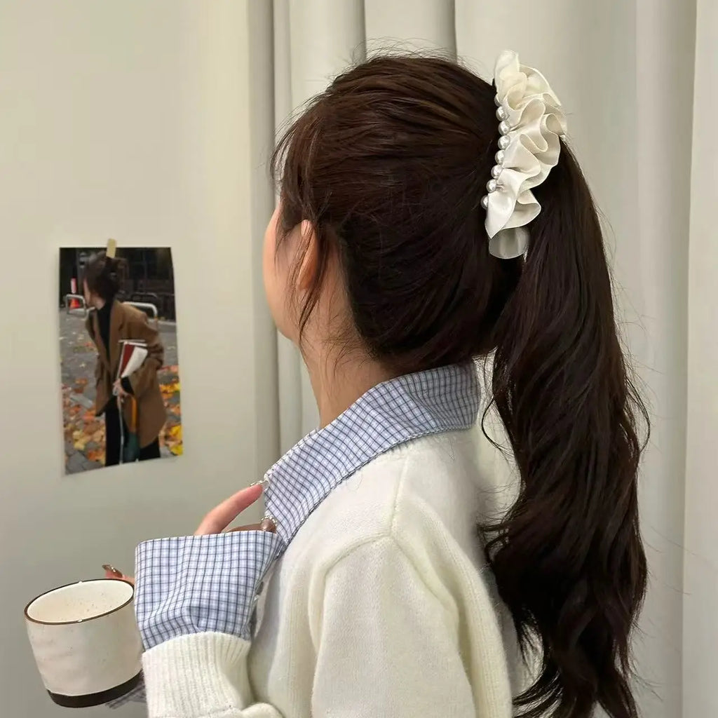 Solid Satin Pearl Pleated Banana Clip for Women Sweet Princess Back Head Ponytail Clip Vertical Clip Hair Styling Accessories Quake