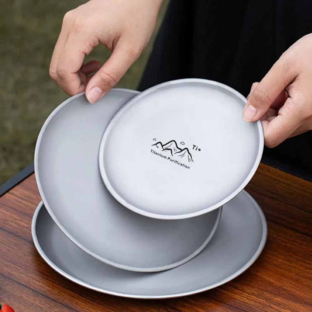 Titanium Camping Plate Multi-Purpose Creative Camping Plate For Barbecue Home Titanium Dinnerware Round Frosted Picnic Gear Quake