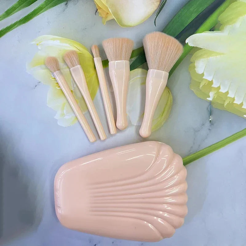 5Pcs Shell Portable Makeup Brush Set HD Mirror Soft Fiber Hair Beauty Tool Repair Brush Lip Brush Full Set Of Cosmetic Brush Quake