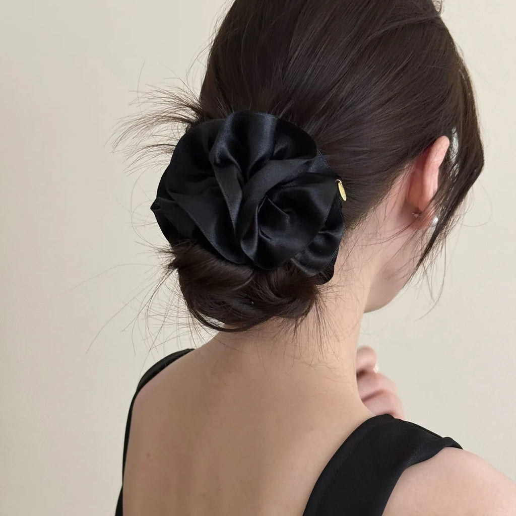 Korean Satin Flower Banana Clip Fashion Elegant Ponytail Clip for Women Girls Back Head Ponytail Hairpin Female Hair Accessories Quake