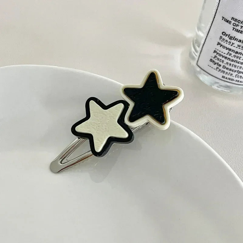 Cute Star Black White Hair Clips Sweet Cool Y2K Hair Clip Girls Forehead Broken Side Clip Makeup Hair Accessories Headdress Clip Quake