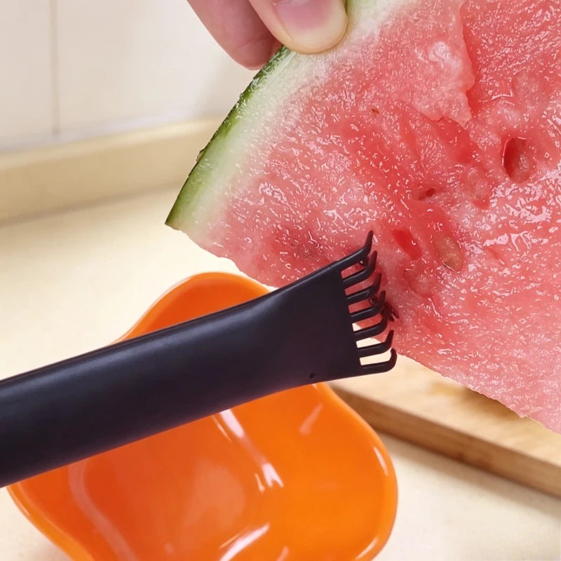 2Pcs Fruit Seed Remover Portable Watermelon Seed Extractor Plastic Fruit Seed Picker Lazy Tool for Watermelon Melon Seed Removal Quake