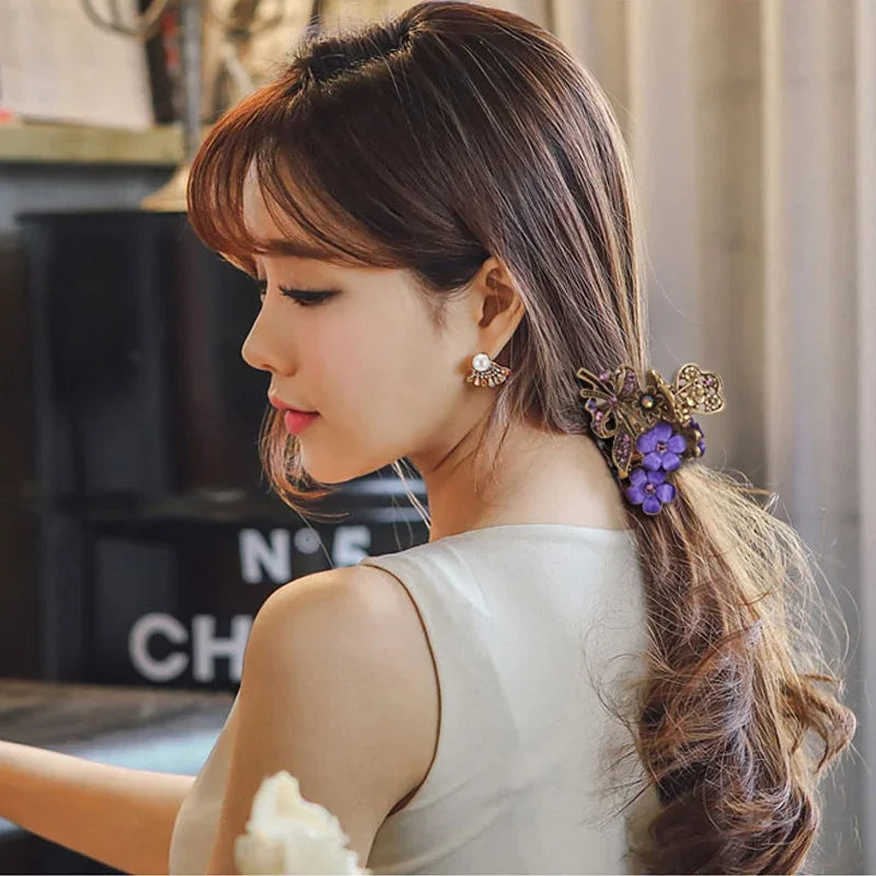 Vintage Crystal Flower Hair Claw Korean Simple Elegant Ponytail Clip Female Ladies Hair Styling Accessories Mother's Day Gifts Quake