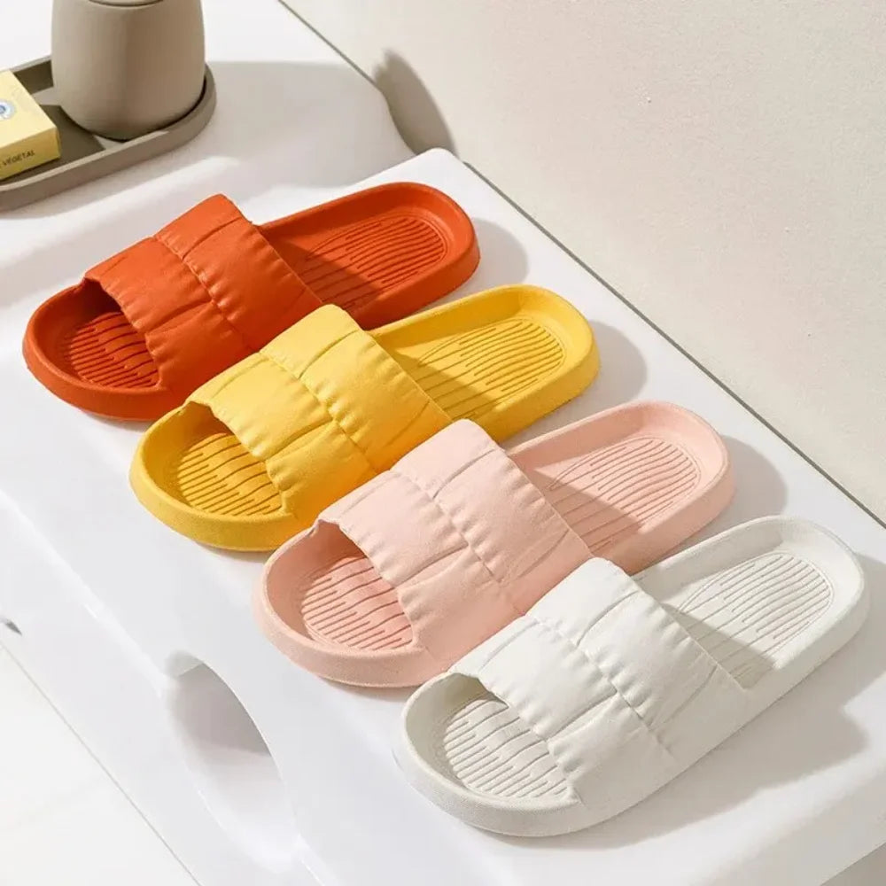 Soft EVA Slippers, Non-Slip Home & Bath Sandals, Comfortable Lightweight Summer Shoes, Cute Unisex Footwear, Durable & Cozy Quake