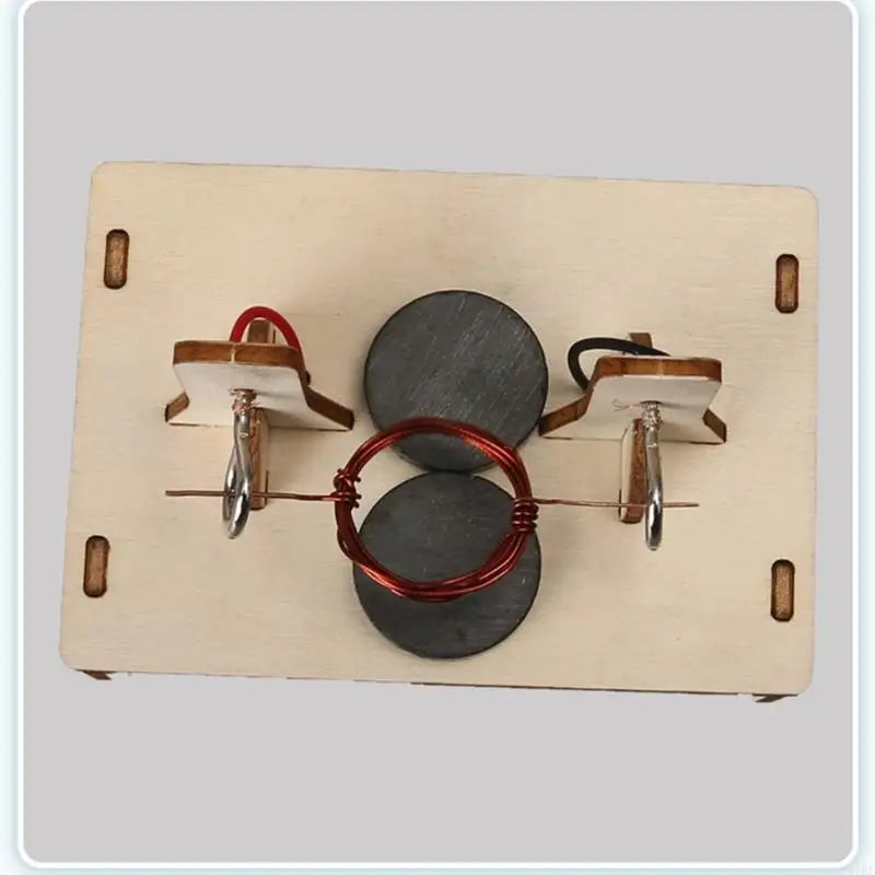 Motor Teaching Aid Electromagnetic Demonstration Model with Wooden Base, Open Coil Structure for Physics Classroom and K1KF Quake