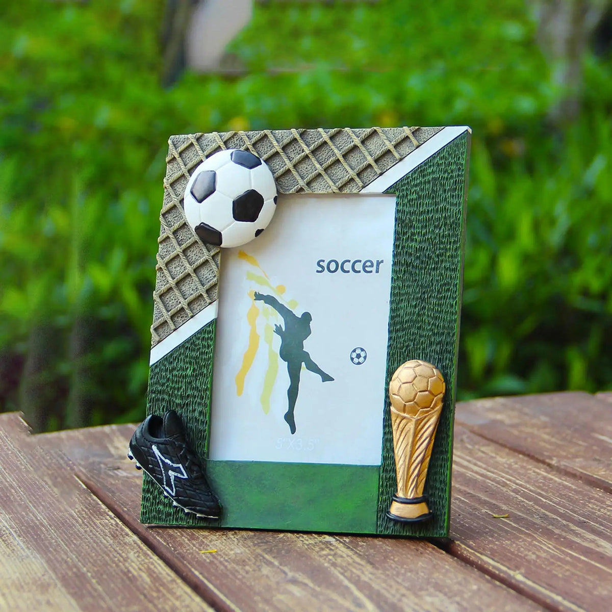 Photo Frame 3D Soccer Design Resin MDF Picture Holder Art Deco Tabletop Display Memorable Keepsake for Dad Mom Men Women Quake