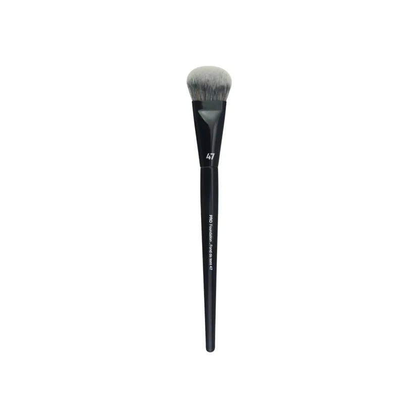 SP-B Series Soft Makeup Brush – Foundation, Blush & Blending