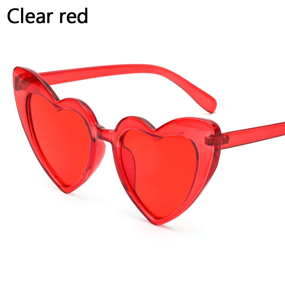 Fashion Heart-Shaped Sunglasses for Women Summer UV400 Sun Glasses Brand Design Love Heart Shades Trendy Street Snap Eyewear Quake Clear red