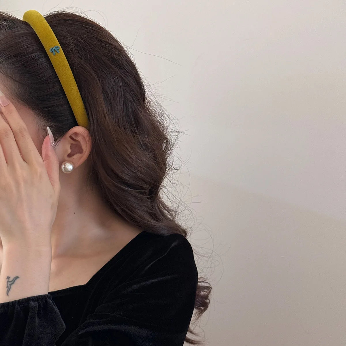 Velvet Bow Headband for Women Girls Sweet Vintage Elegant Solid Color Fabric Sponge High Skull Headband Hair Style Accessories Quake