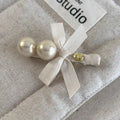 Japanese Exquisite Pearl Bow Bangs Side Clip Women Girl Sweet Duckbill Clip Versatile Temperament Hairpin Hair Style Accessories Quake white