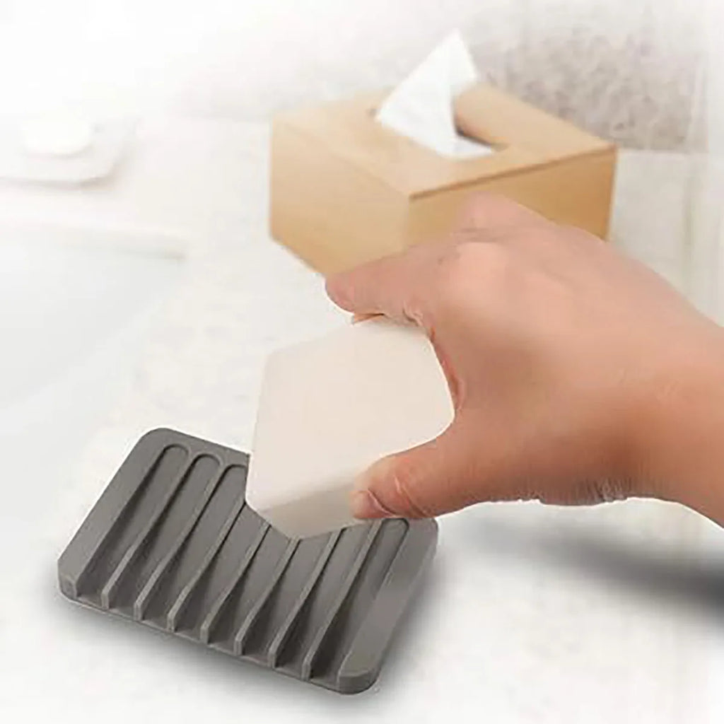 Silicone Soap Dish Storage Holder Soap Box Plate Tray Shower Soap HolderDraining Kitchen Sink SpongeHolder Bathroom Accessorie Quake