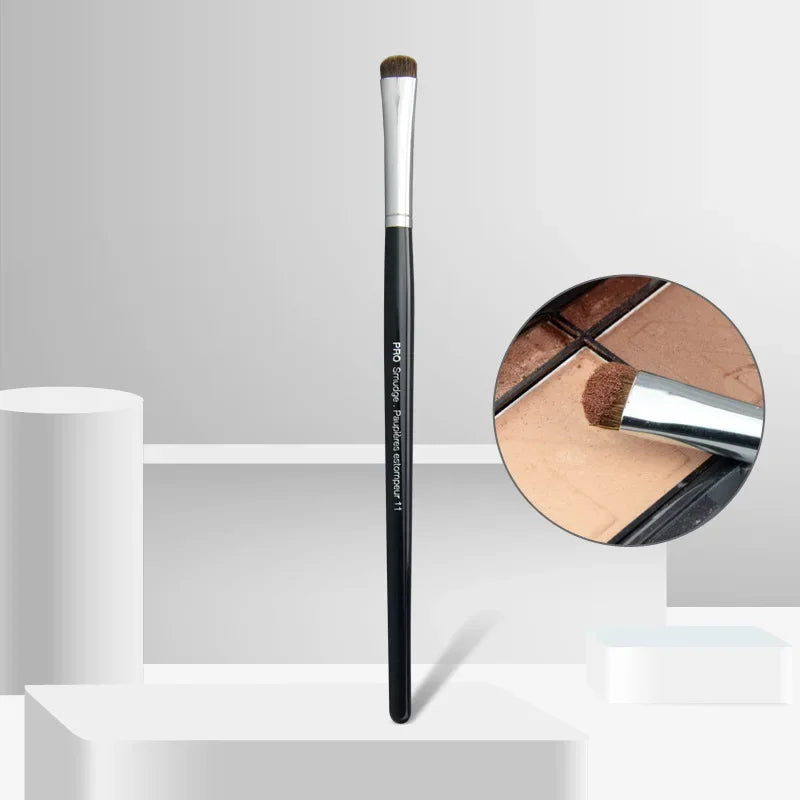 Professional Makeup Brush SEP #11 Flat Halo Dye Eye Shadow Brush Local Fine Smudger Blending Eye Shadow Makeup Tool Quake