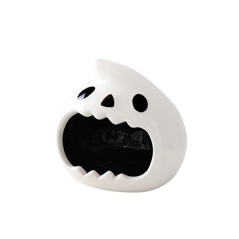 Water Drop Ghost Ceramic Ashtray Little Ghost Desktop Ornament Cute Healing Ash Holder Unique Gift for Halloween Home Decor Quake