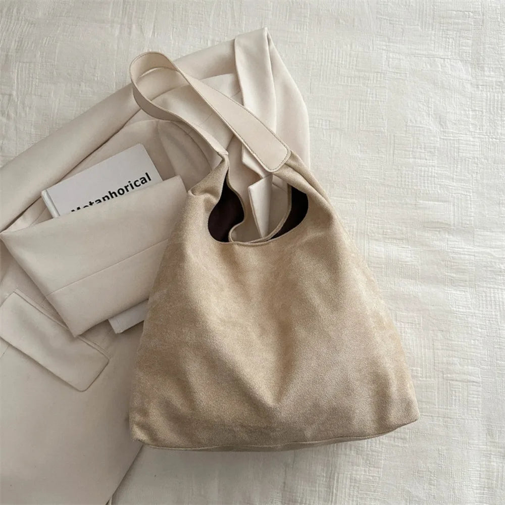 New Autumn and Winter Vintage Women's Bag Large Capacity Fashion Suede Shoulder Bag Simple Solid Color Versatile Bucket Bag Quake Khaki