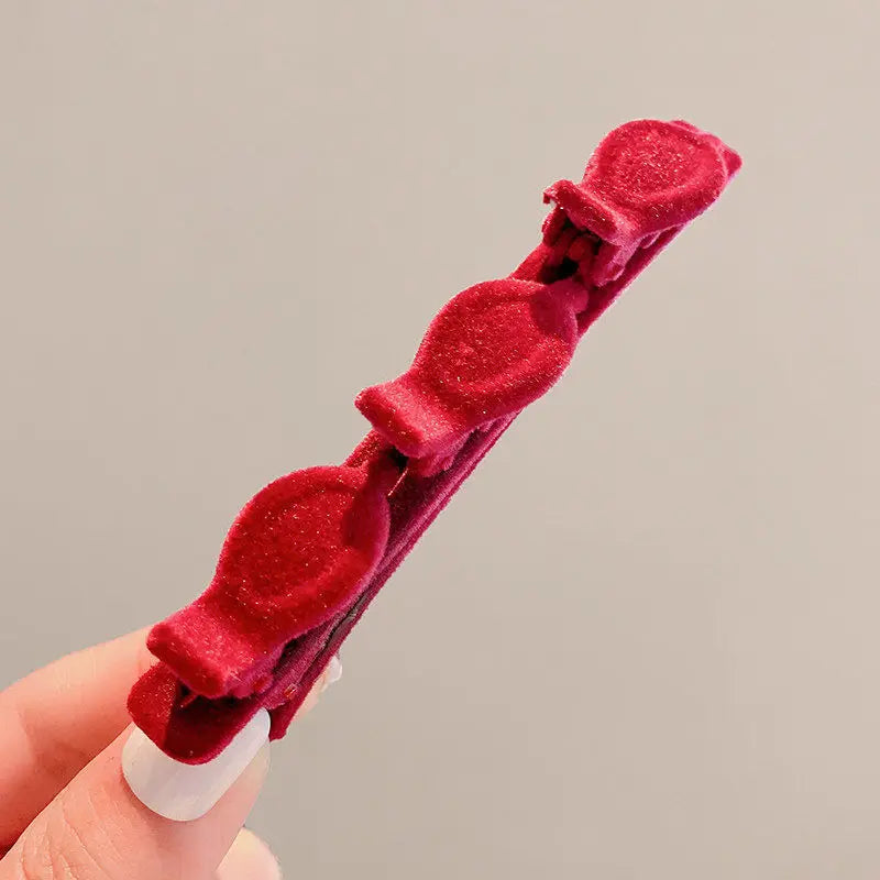 Velvet Bangs Clip Sweet Cute Barrettes Hair Side Clip Fashion Braided Hairpins Hair Accessories Black Headwear Women Style Tools Quake red zr