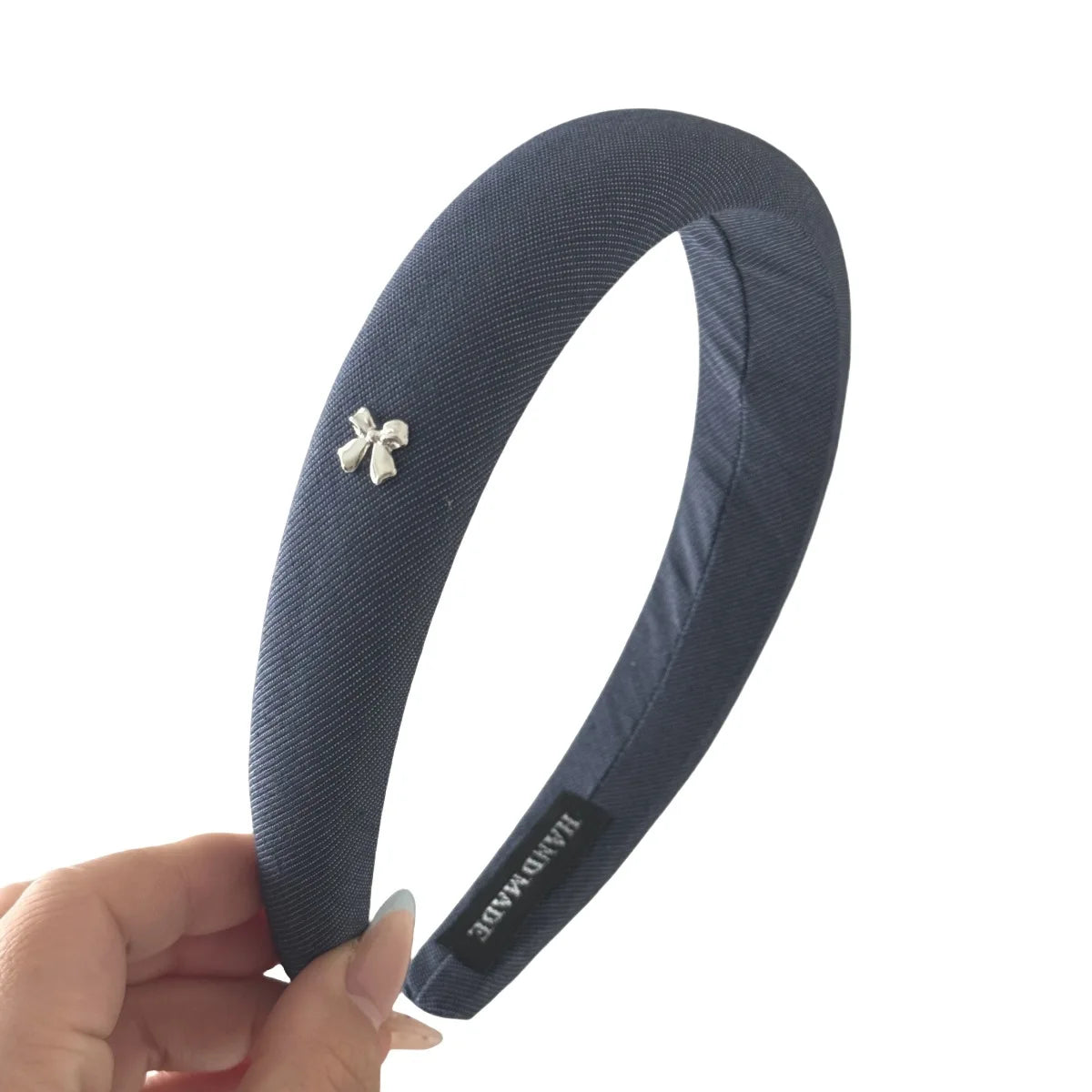 Silver Small Bow Headband Korean Sweet Temperament Pressure Hair Headband Daily Versatile Headband for Outdoor Hair Accessories Quake