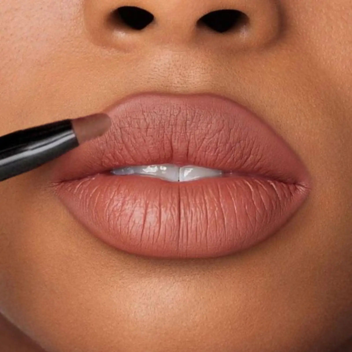 Lip Liner Waterproof, Sweatproof, Matte Multi-Color Correcting Lipstick Pencil Lip Makeup Cosmetics Mother's Day Gifts Quake