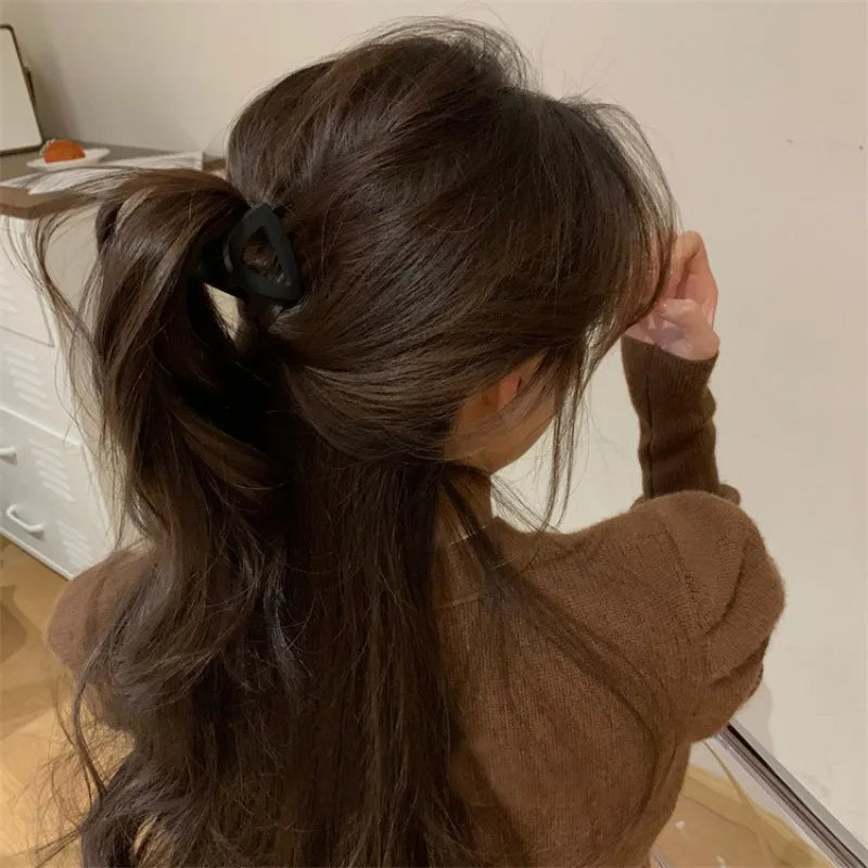 High Ponytail Brown Hairpin Korean Simple Frosted Bangs Side Clip Shark Clip Clamp Shredded Hairpin Women's Hair Accessories Quake