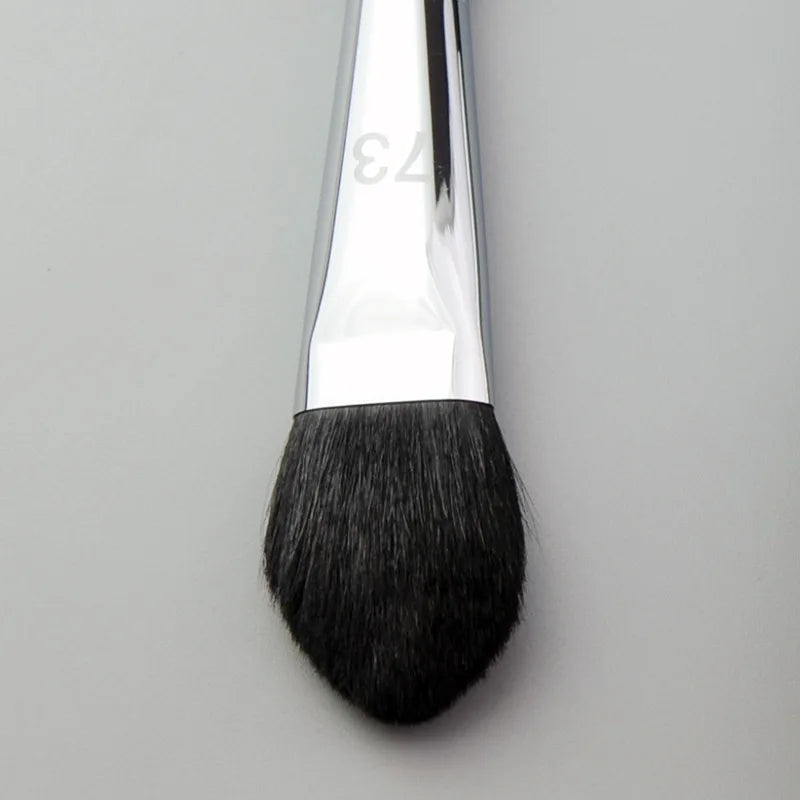 Professional Concealer Makeup Brush Goat Hair No.73 Flat Tongue Shape Pro Presicion Blush Brush Foundation Cosmetic Beauty Tool Quake