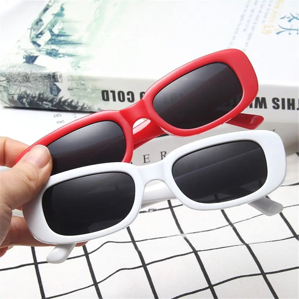 Trendy Narrow Square Frame Y2K Sun Glasses Candy Color UV400 Protection Rectangle Sunglasses Black Shades for Women Men Quake