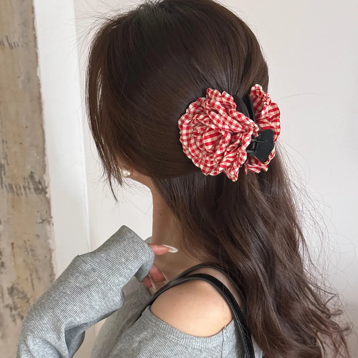 Plaid Fabric Flower Hair Claw Clips for Women Girls Korean Fashion Summer Vacation Ponytail Holder Hair Styling Accessories New Quake