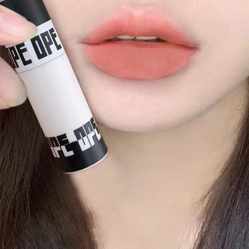 6 Colors Long-Lasting Matte Liquid Lip Gloss with Soft Velvet Finish and Waterproof Formula Lip Clay Lip Glaze Gift Makeup Quake