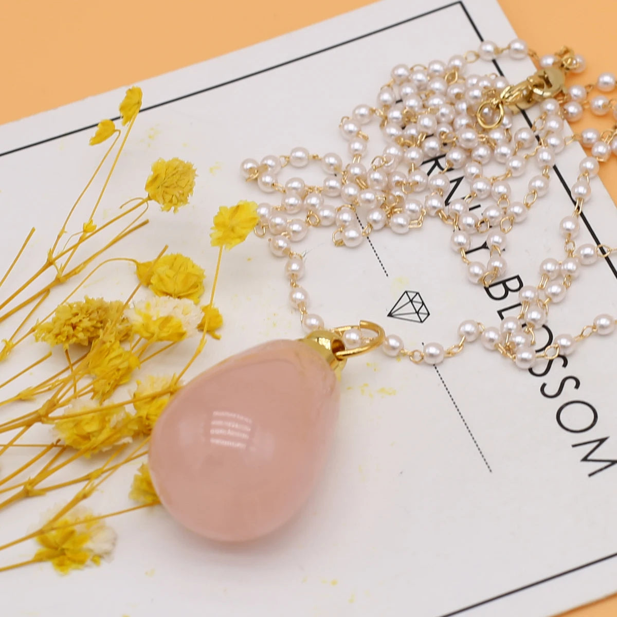 Spring Sweater Chain Perfume Bottle Necklace Pendant Natural Rose Quartz Bottle For Women Christmas Halloween Gift Chain 80cm Quake