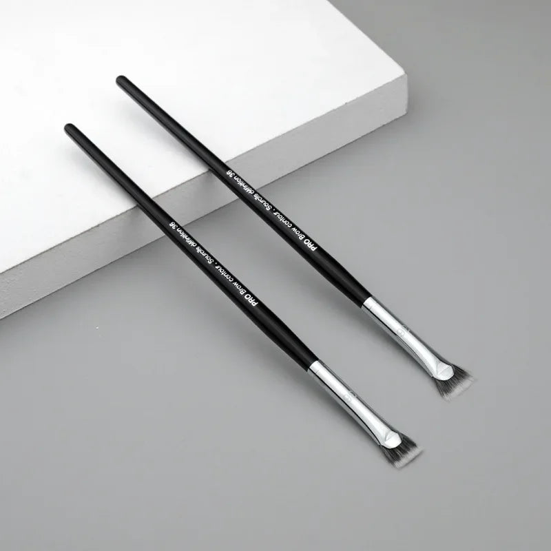Professional S36 Flat Eyebrow Contour Sourcils Definition Eyeshadow Buffer Makeup Brush Quake
