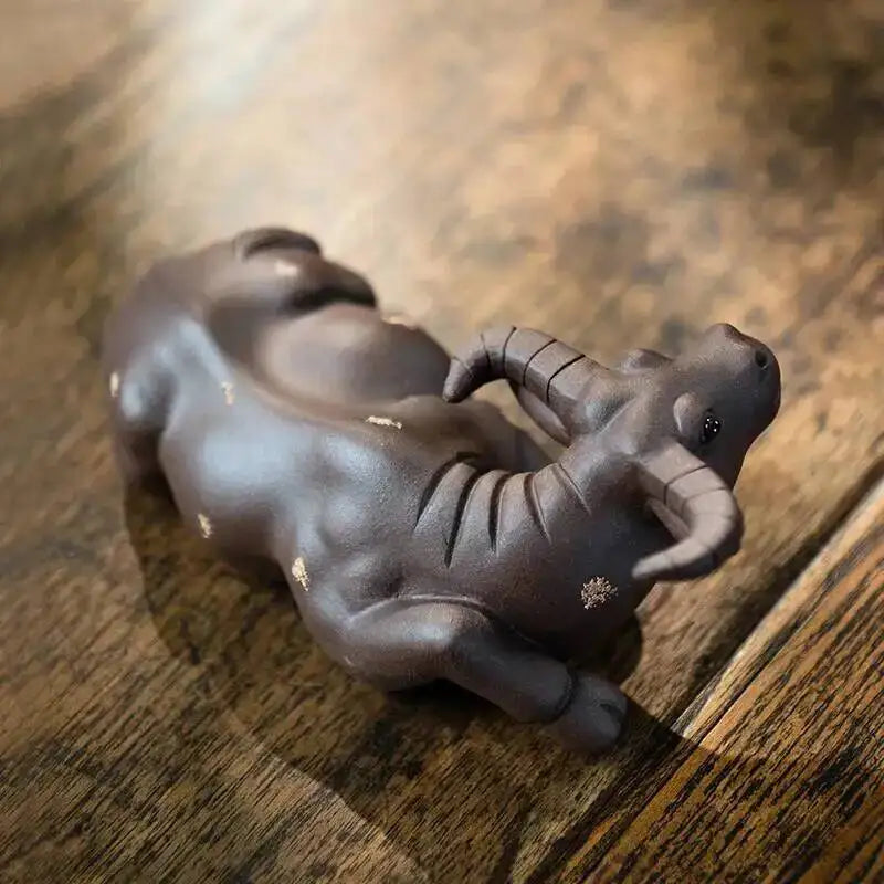 Purple Clay Tea Pet Water Buffalo Ornament Zodiac Ox Sculpture Creative Tea Set Tea Player Home Tea Ceremony Accessories Can Be Quake
