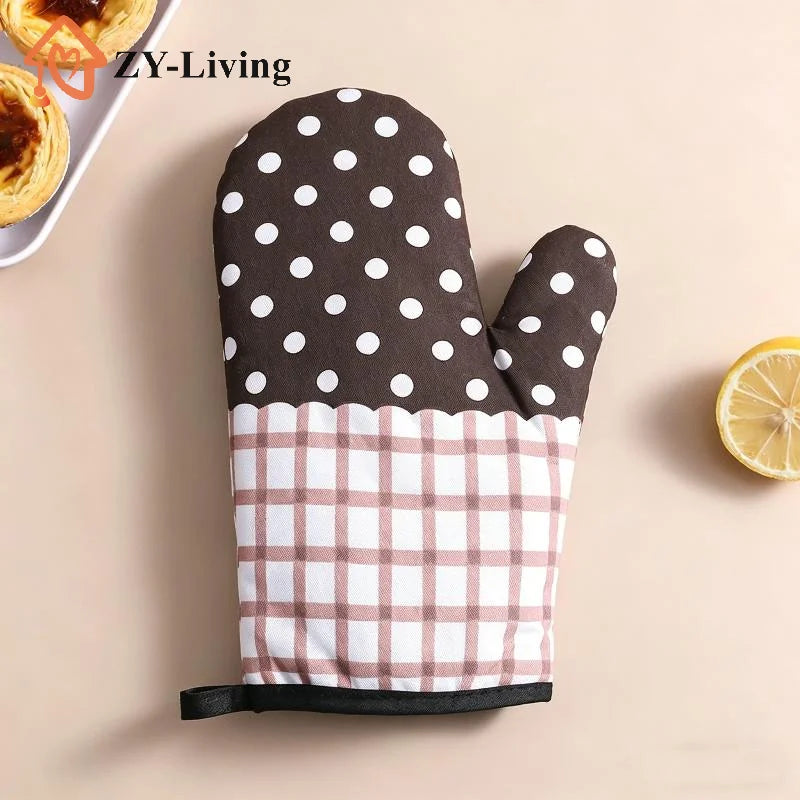 1Pcs Thickened Plaid Microwave Oven Gloves Heat Resistant Anti-scald Insulation Gloves Kitchen Baking Tools Quake