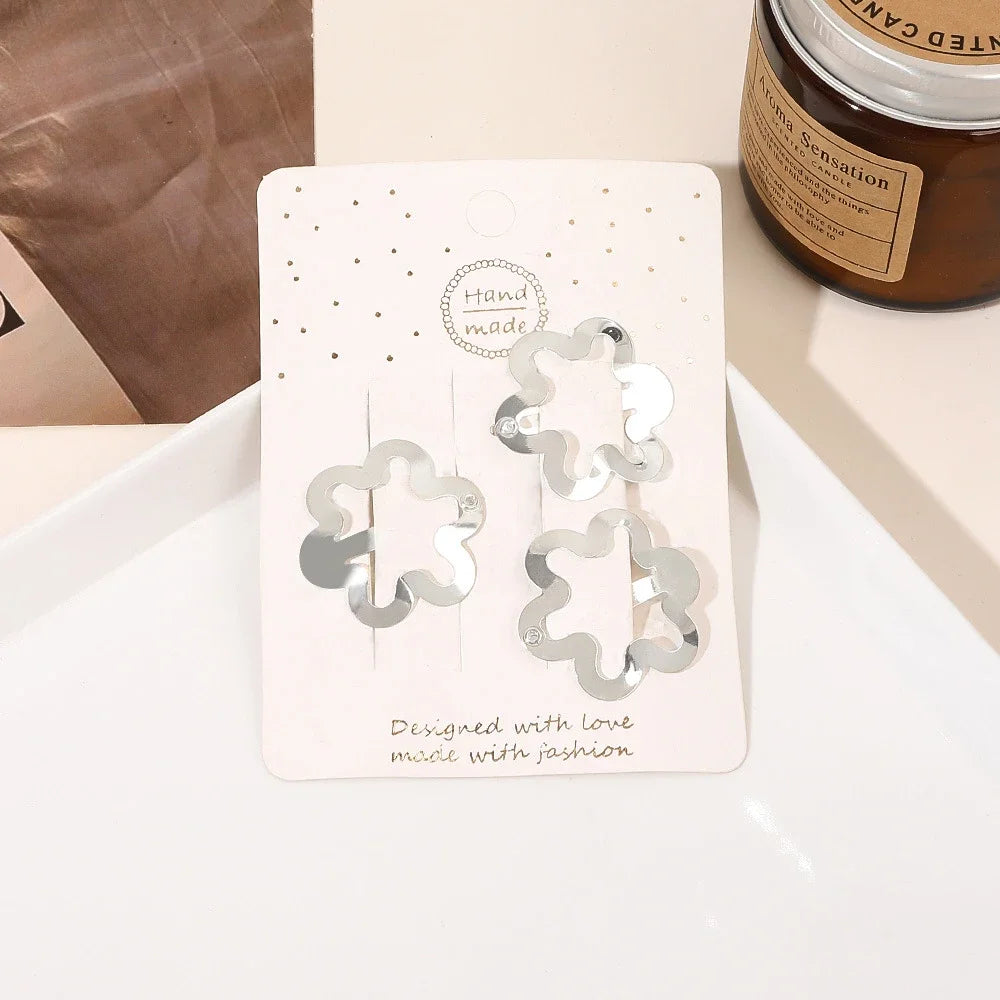 3pcs/bag Silver Gold Star Y2K Metal Metal Edge Clip Women Girls Hair Clips Snap Clip Barrettes Hair Jewelry Bobby Pins Headdress Quake sliver flower