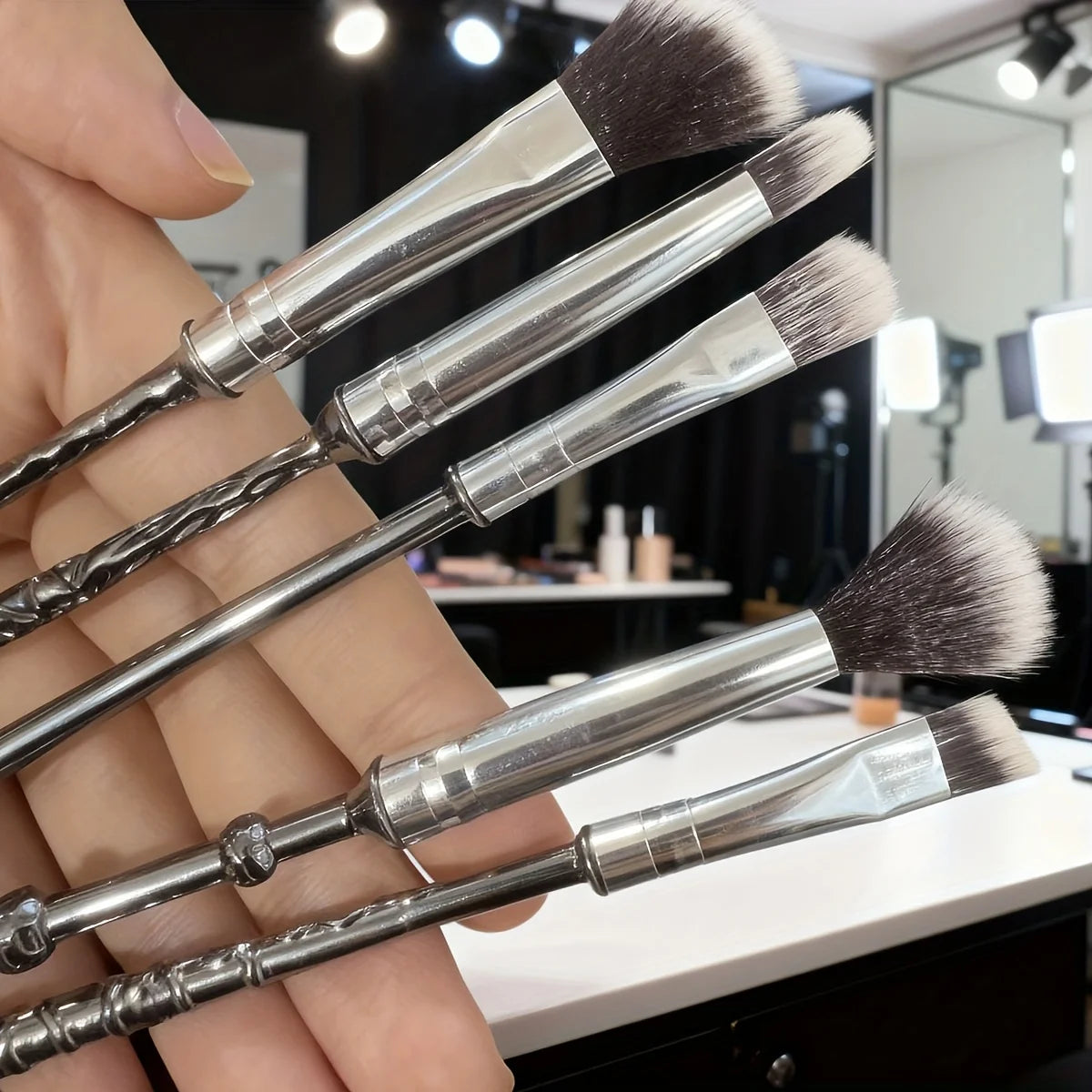 1 set of 5-piece makeup brush set, women's makeup brush set 5PCS, best gift, eye shadow eyeliner pen mixed lip bronze metal make Quake