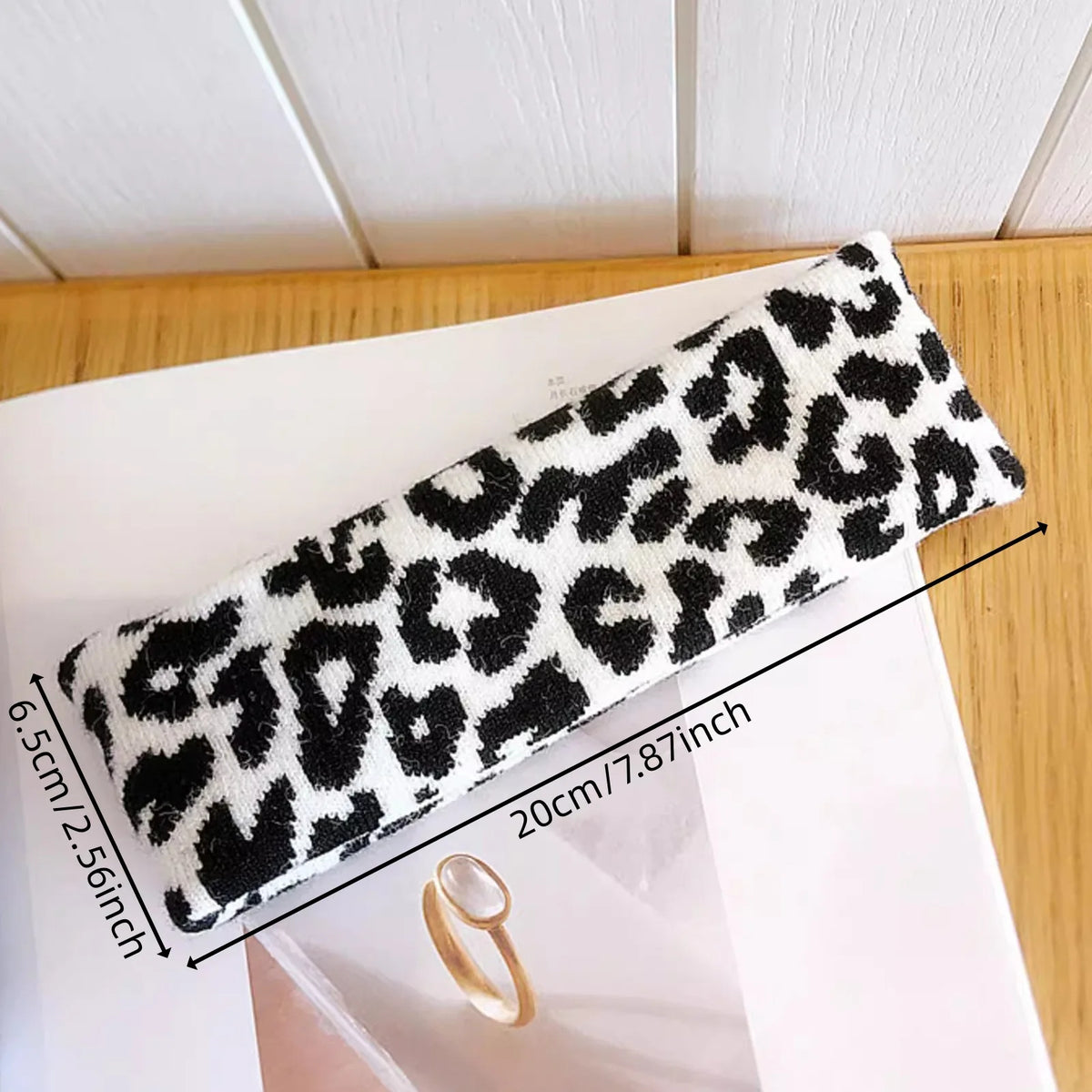 Street Style Personalized Star and Moon Headband Knitted Breathable Butterfly Embroidery Head Scarf for Running Yoga and Sports Quake leopard